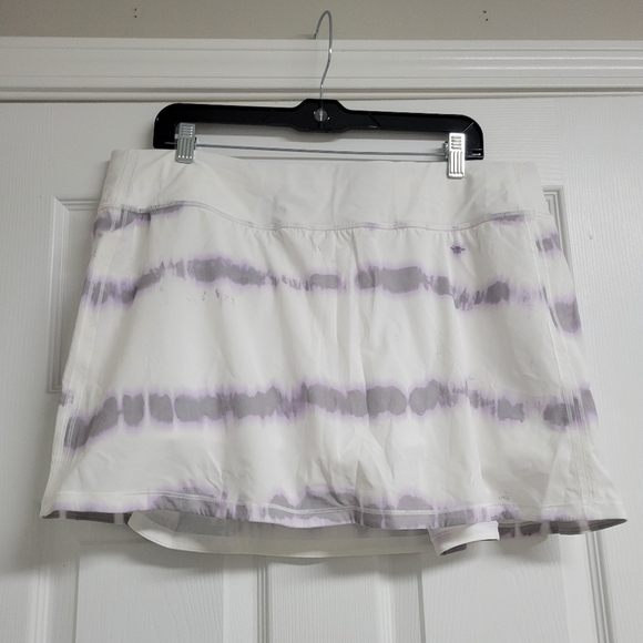 Lululemon Pace Rival MR Skirt Mid -Rise size 14. - Picture 4 of 10